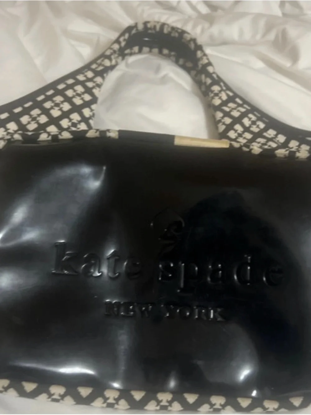 Kate Spade Black & Cream Patterned shoulder hobo Bag - comfortable to carrry